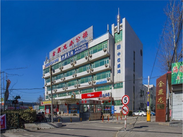 上海转弯辊筒输送机价格